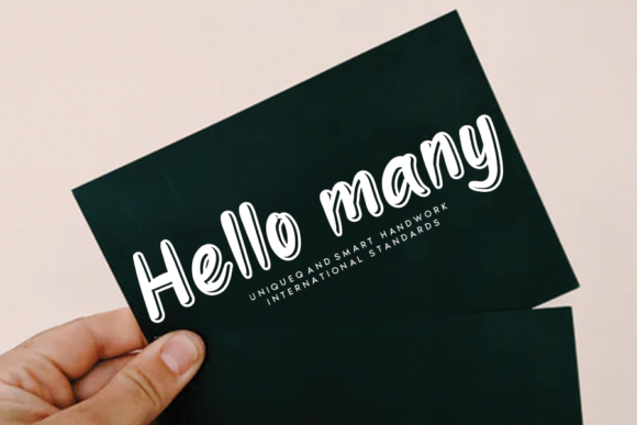 Hello Many: A Flowing Display Font for Strategic Creativity